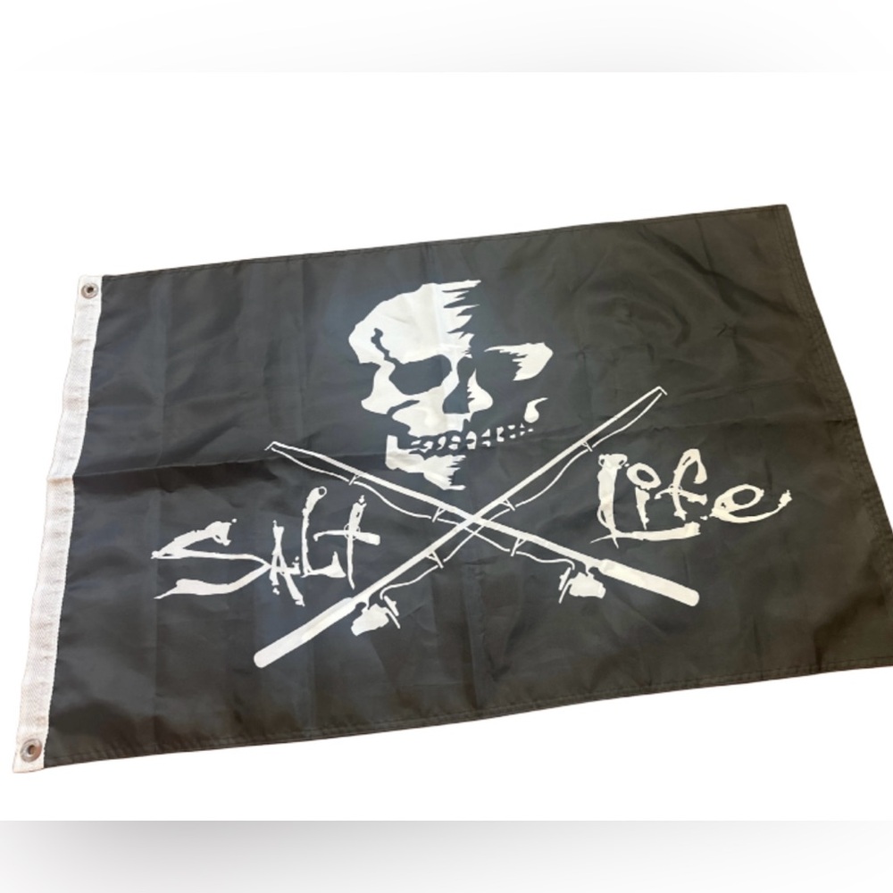 Salt Life Flag with Skull Design